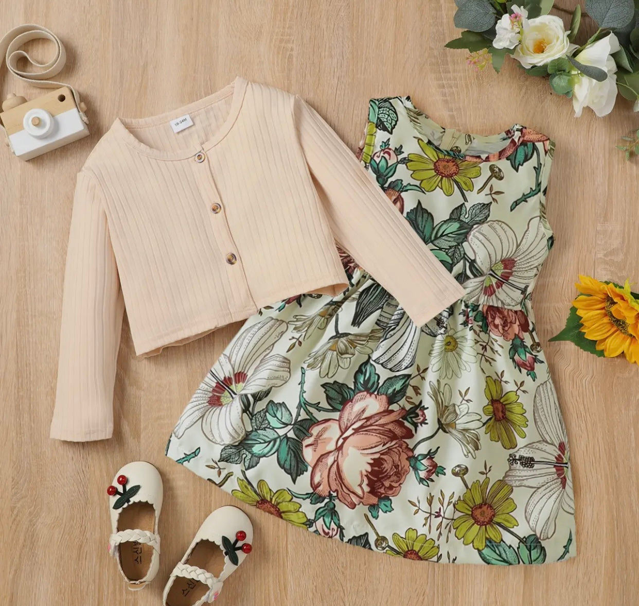 Apricot floral set